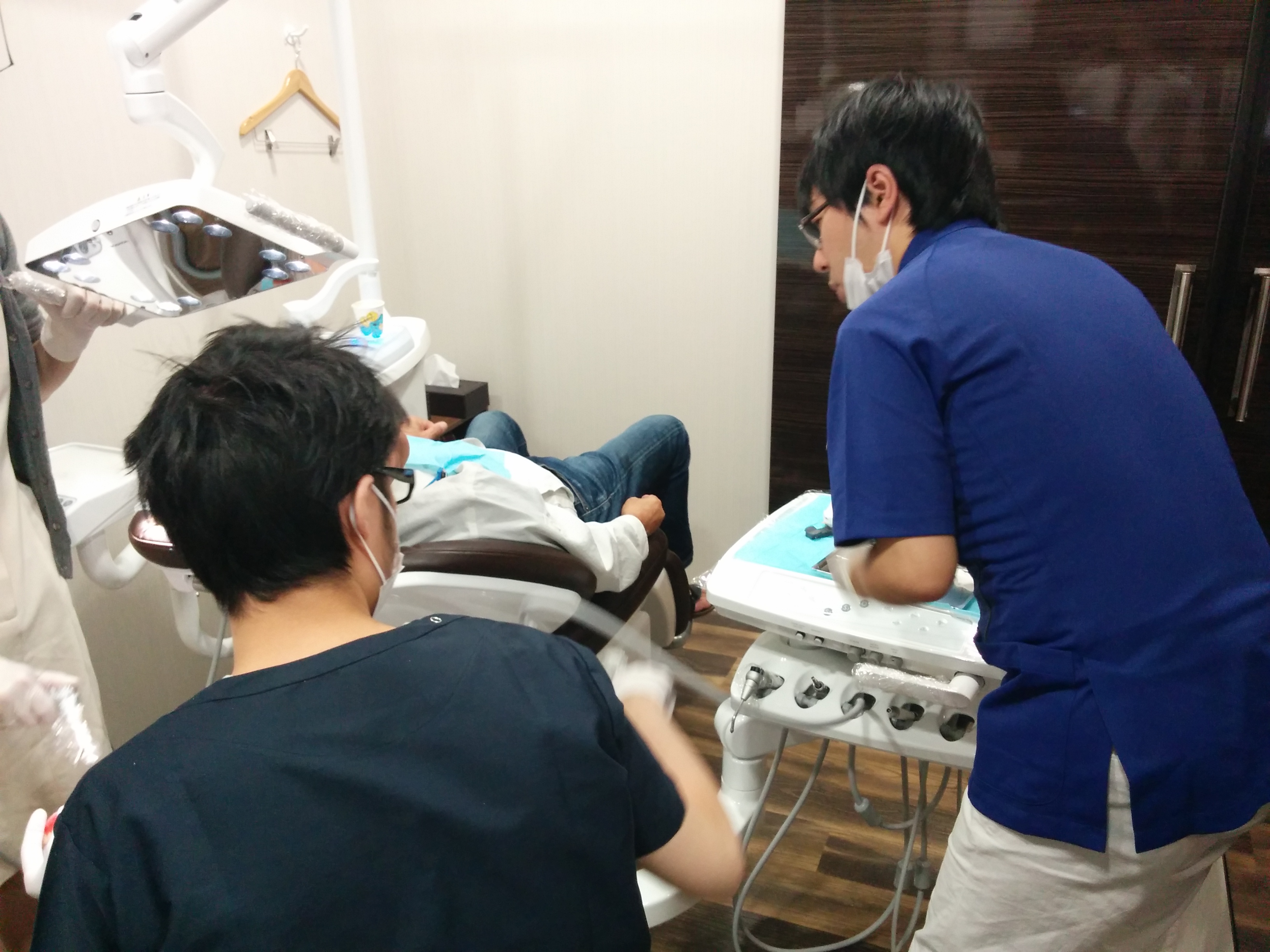診療現場　-入れ歯の診療-